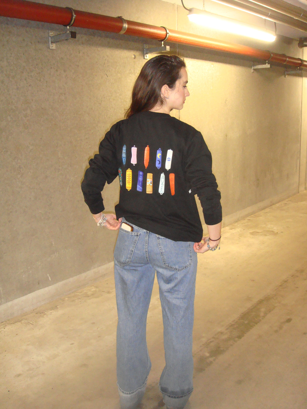 IN BETWEEN LONGSLEEVE