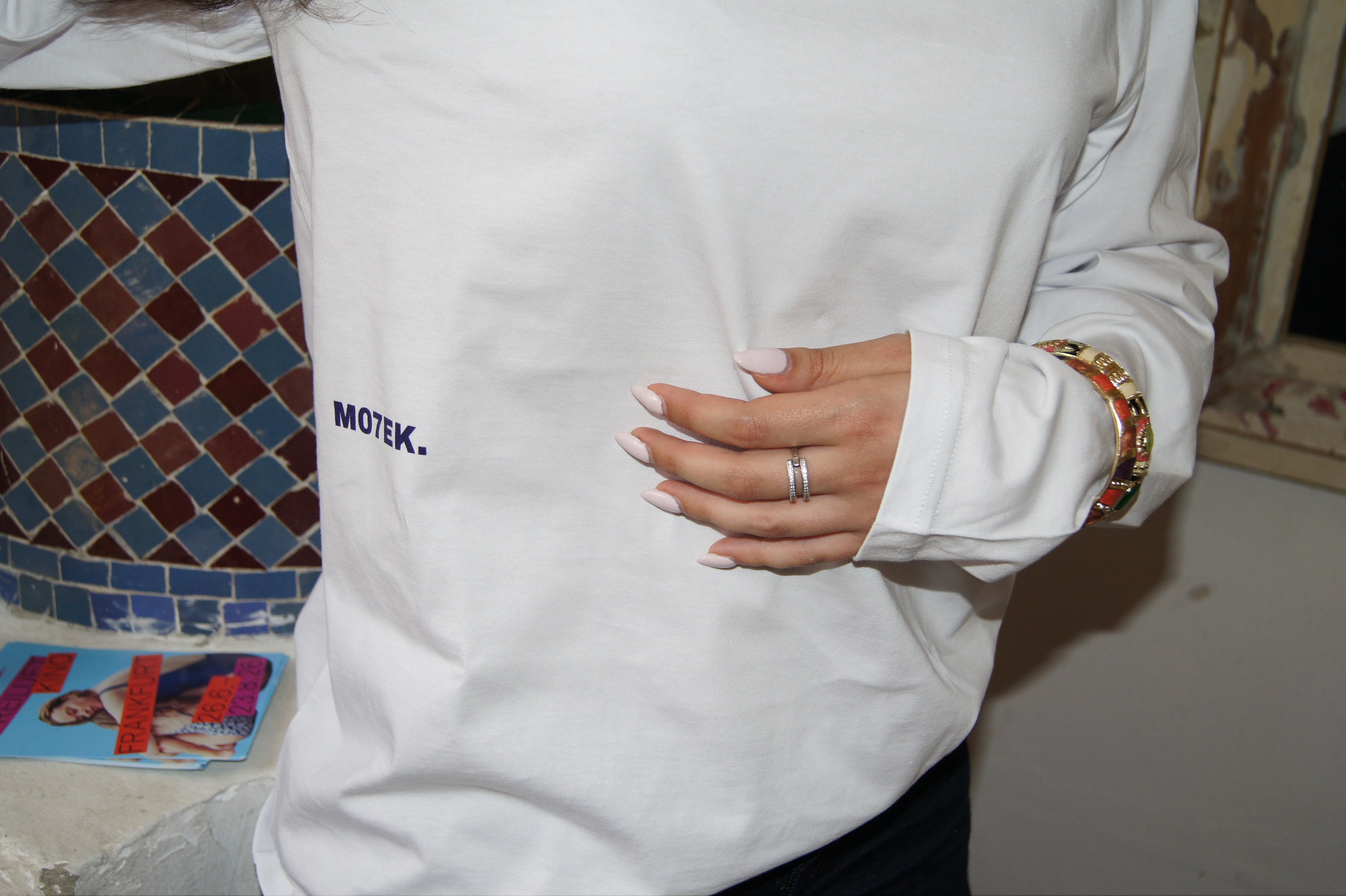 FRIDAY NIGHT LONGSLEEVE