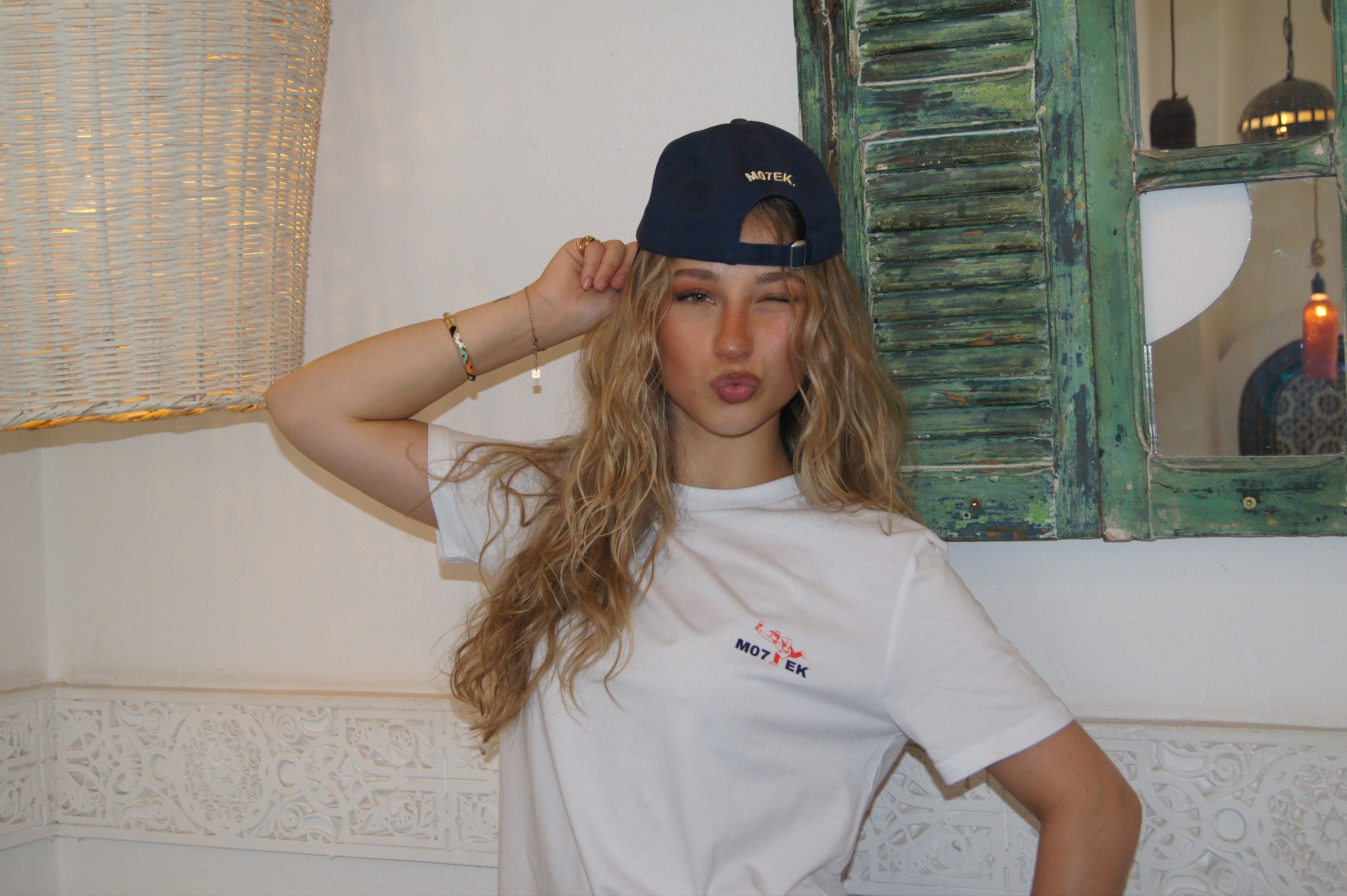 SORRY M07EK TEE