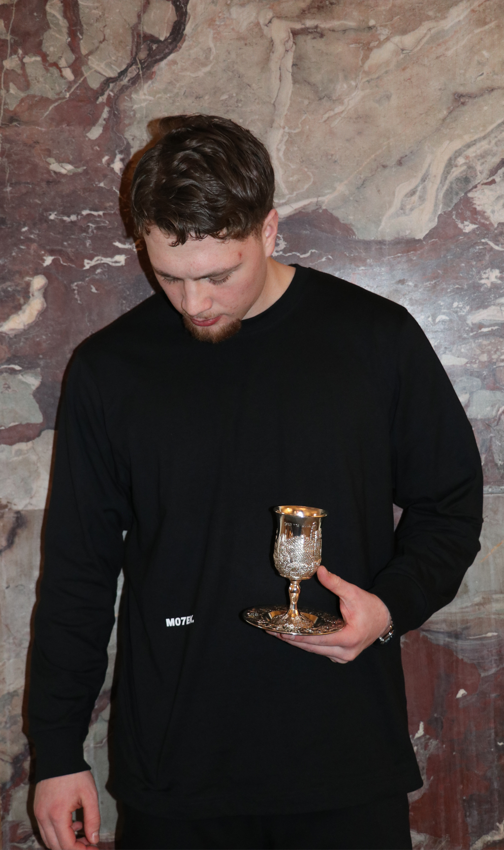 IN BETWEEN LONGSLEEVE